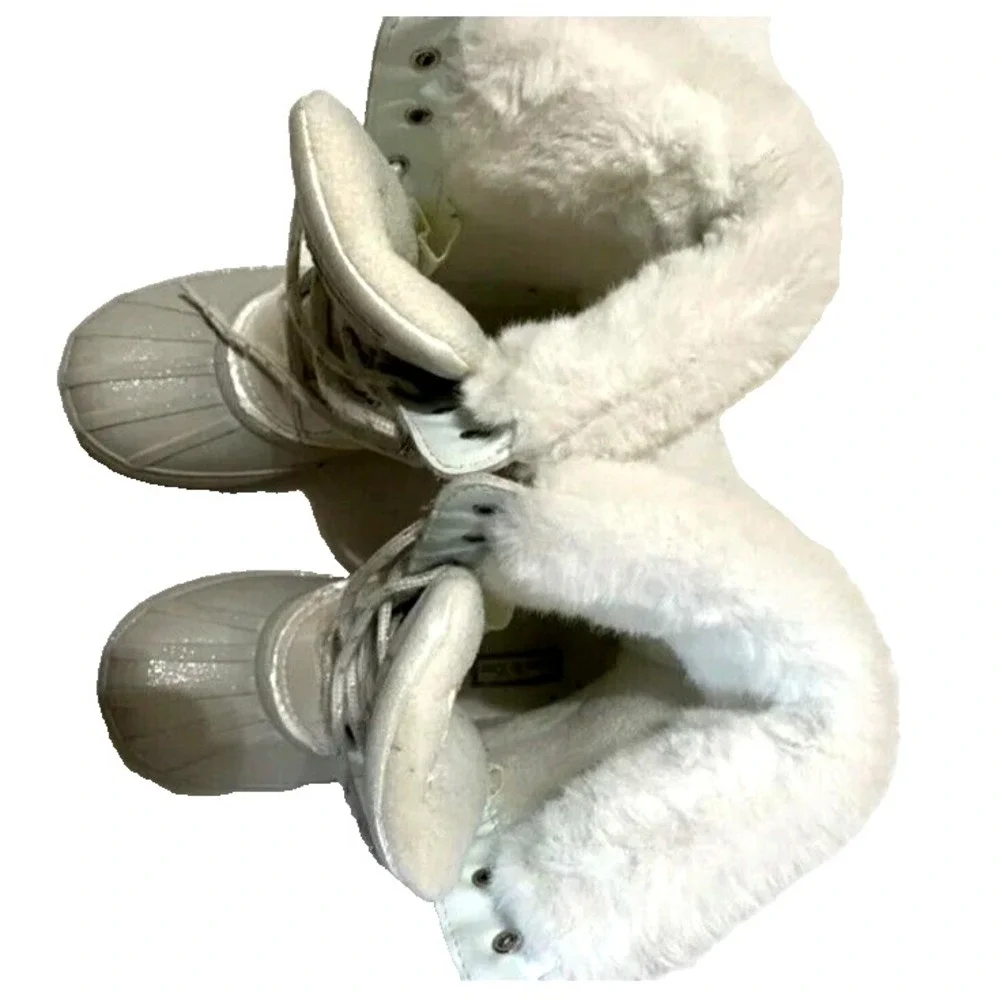 Eva & Zoe Elsie Girl Snow Boots Fur Lace Up‎ White Water Resistance 1Y